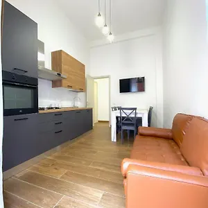 Appartamento Medusa -in Centro, Aria Condizionata E No Ztl -city Centre, Aircon, No Ltz, Castellammare del Golfo