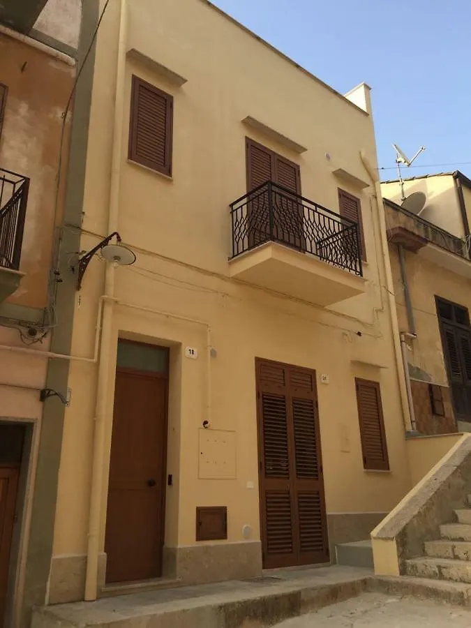 Rugiada Home Castellammare Del Golfo Lägenhet